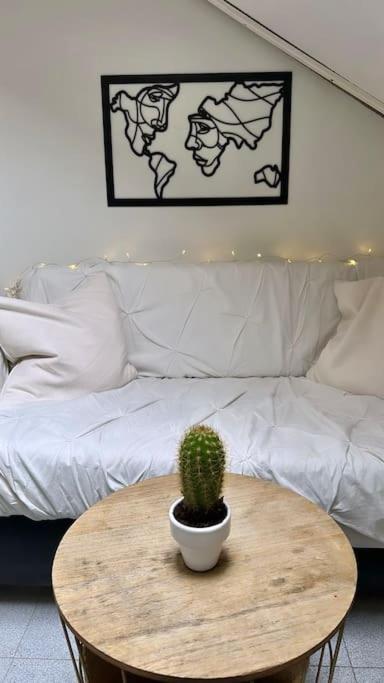 Cozy Apartment In Madrid Center ภายนอก รูปภาพ